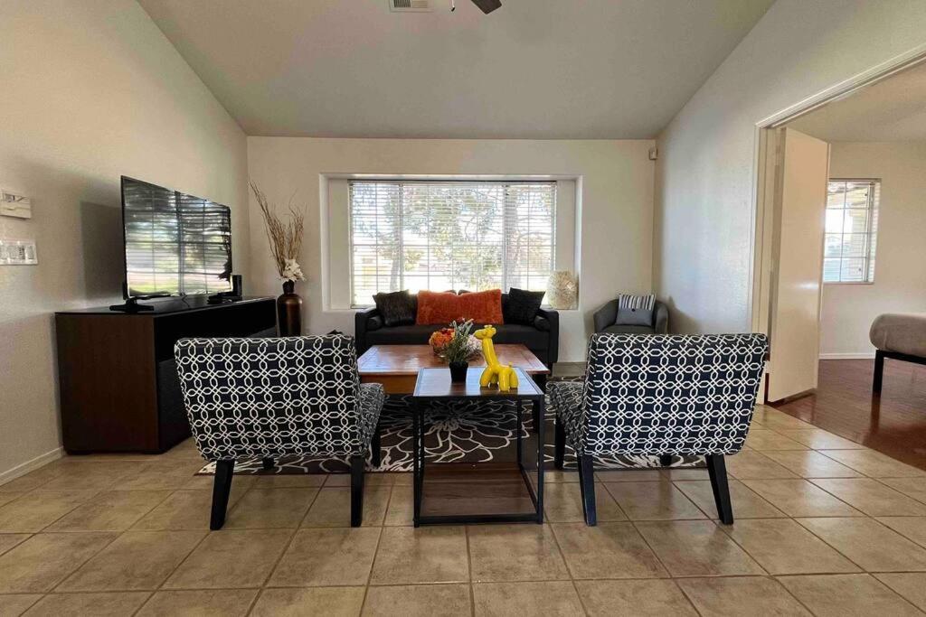 Cozy 3 Bedrooms Town Home In Chandler With Community Pool Esterno foto