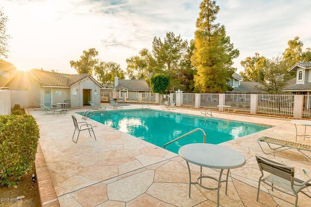 Cozy 3 Bedrooms Town Home In Chandler With Community Pool Esterno foto